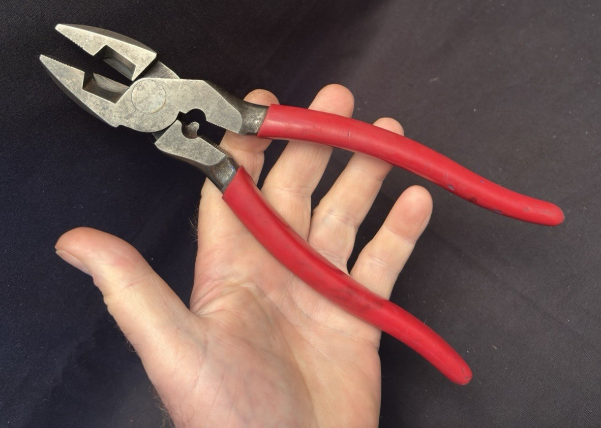 Heavy-Duty Seldom Used 10″ Unbranded Electrician Lineman Cutting/Crimping Pliers