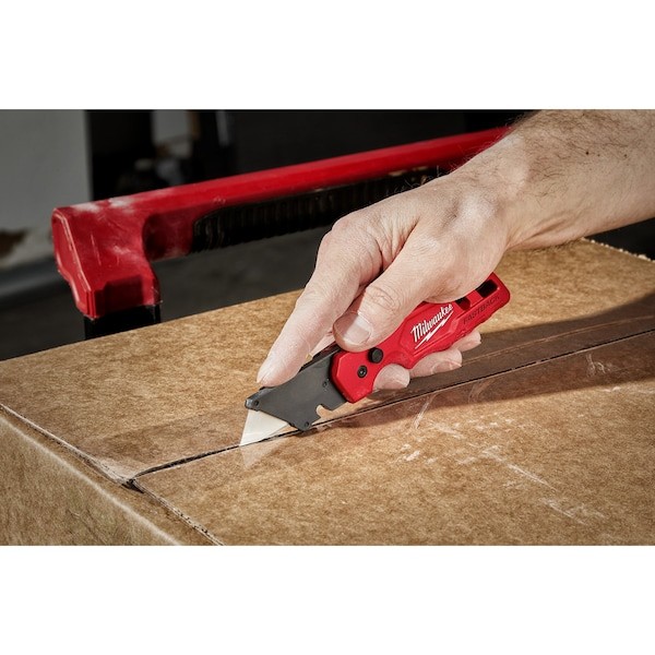 Milwaukee Tool 48-22-1501 6-7/8 In. Fastback General Purpose Compact Folding