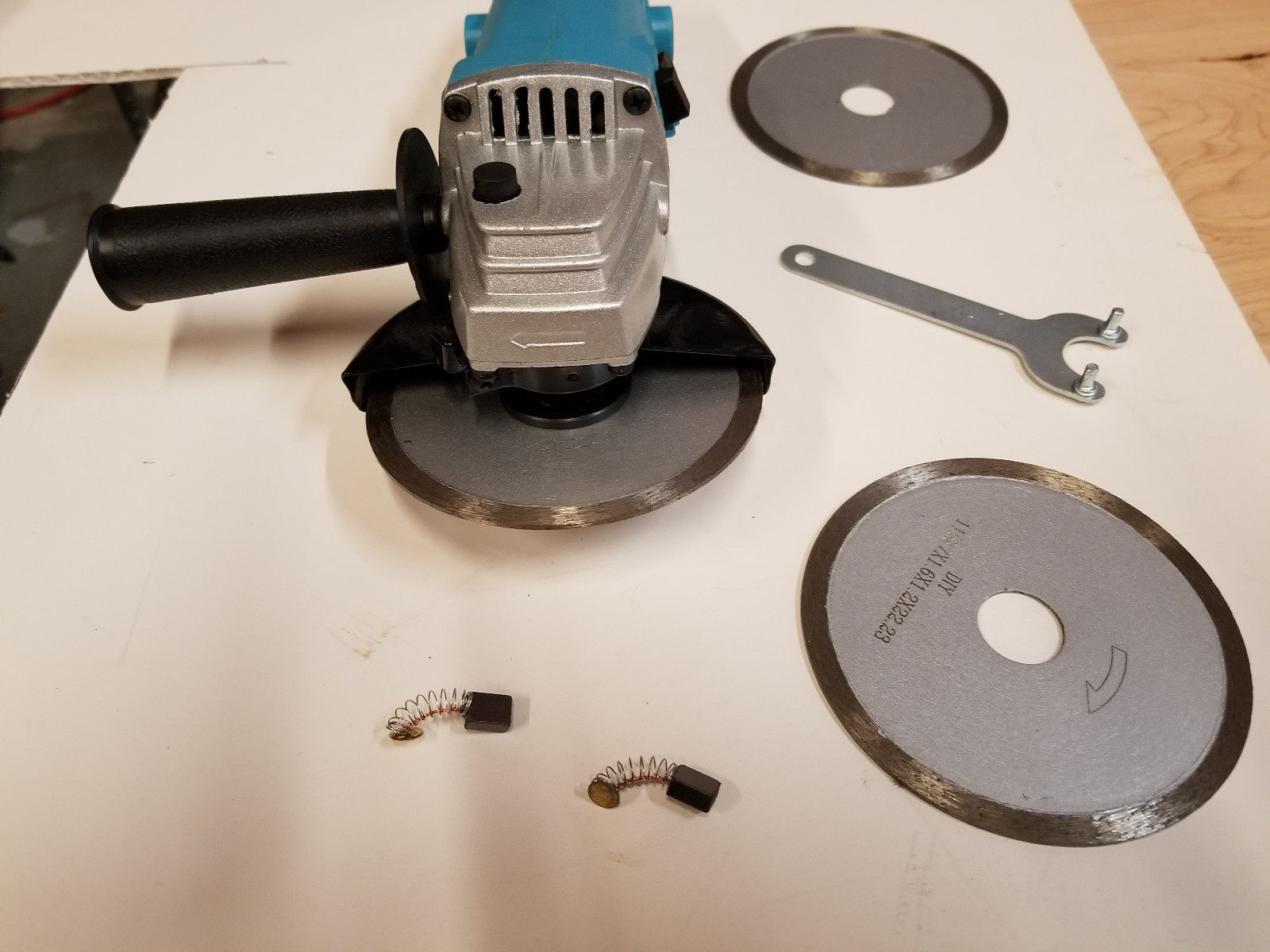 4 1/2″ Diamond Saw Blades x3 Continuous Rim Cut Tile & Masonry ***Free Grinder**