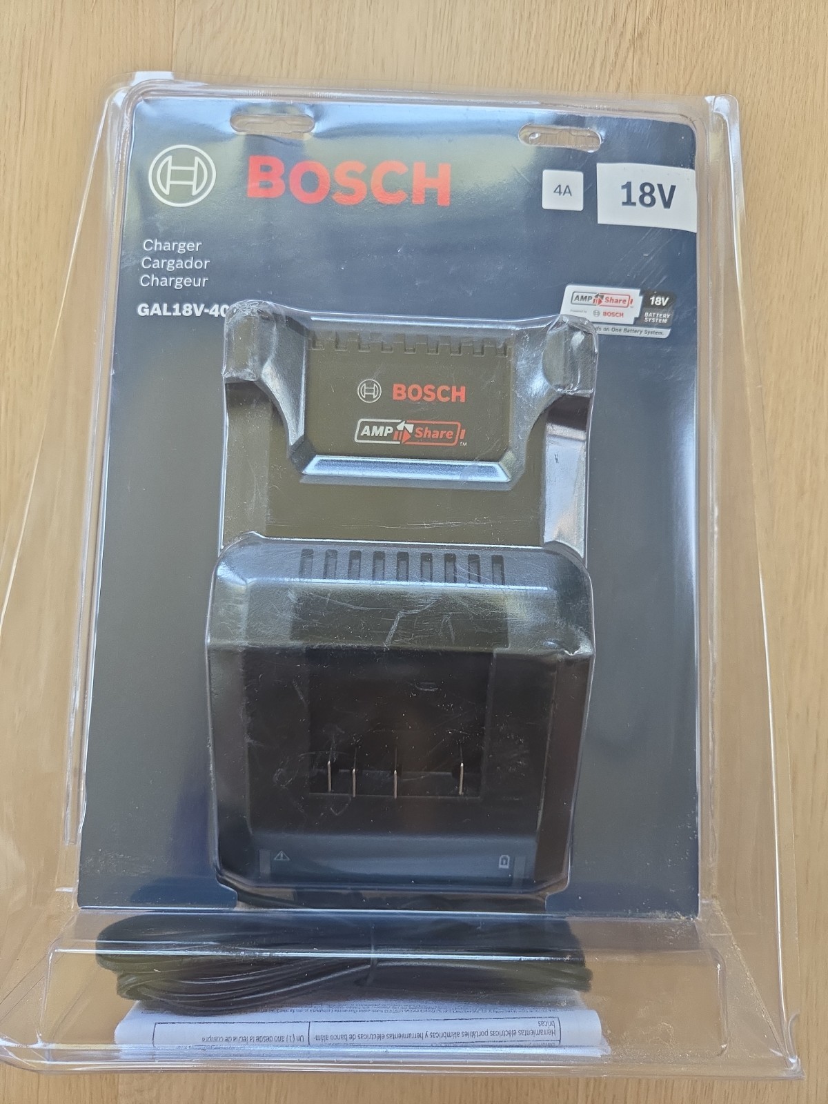 New Bosch GAL18V-40 18 Volt 18V Lithium Ion Battery Charger Li-ion AMP Share