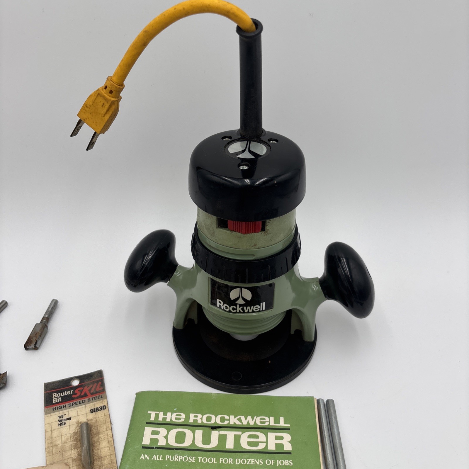 Rockwell Router-Model 4620 (64) Type 1 -120 VOLT W/BOOK BOX EDGE GUIDE 8 BITS