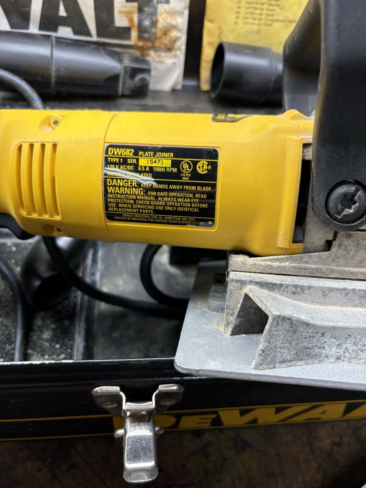 Dewalt DW682 Type 1 Corded Biscuit Plate Joiner 6.5 amp 10,000 RPM w/Case & Bag