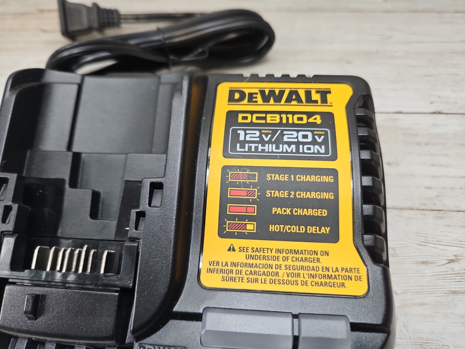 DEWALT DCB1104 Battery Charger 12V / 20V MAX Lithium Ion 4 Amp Fast Charging
