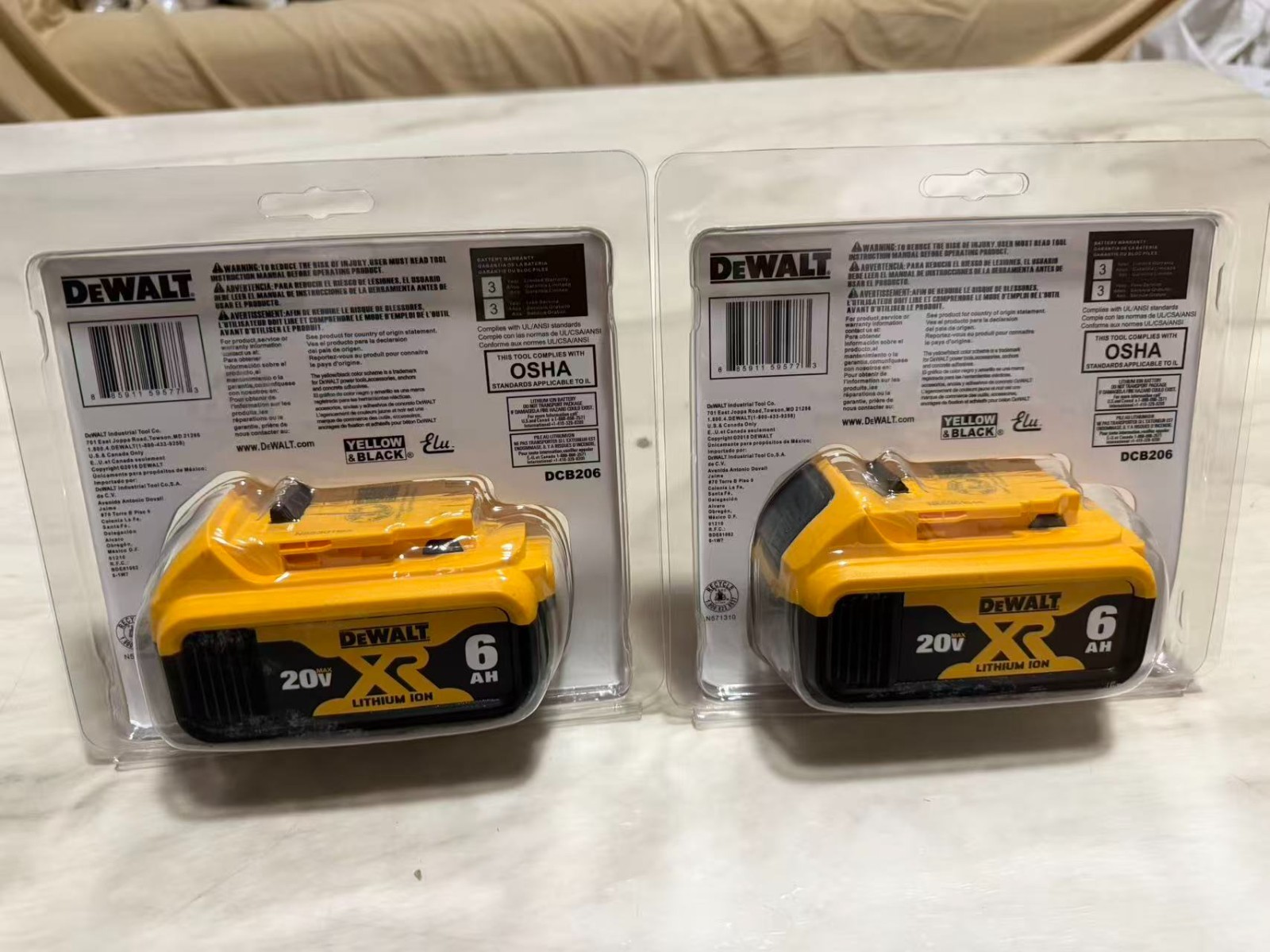 2X New Dewalt DCB206 20V Max XR 6.0Ah Lithium Ion Batteries Li-ion