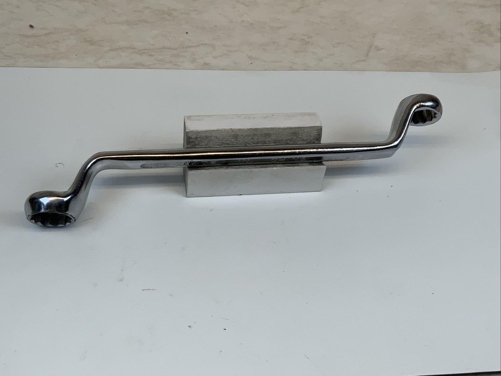 FLYING SWALLOW Brand, 1/2in. X 9/16in. Offset Box End Wrench – China