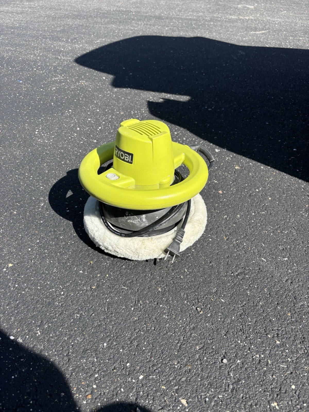 Ryobi RB102G Corded 10″ Orbital Buffer– FREE SHIPPING !!