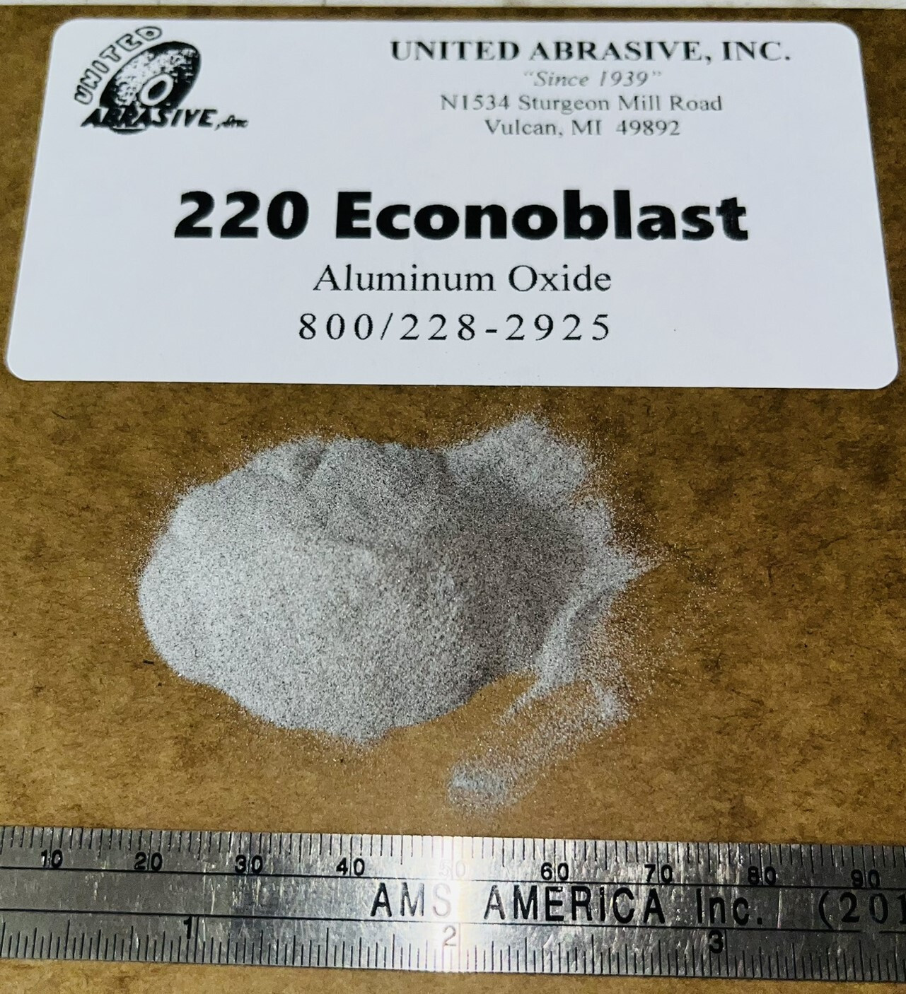 Aluminum Oxide: 25 lbs – 220 Grit (Medium) – Blast Cabinet Abrasive Media Tough