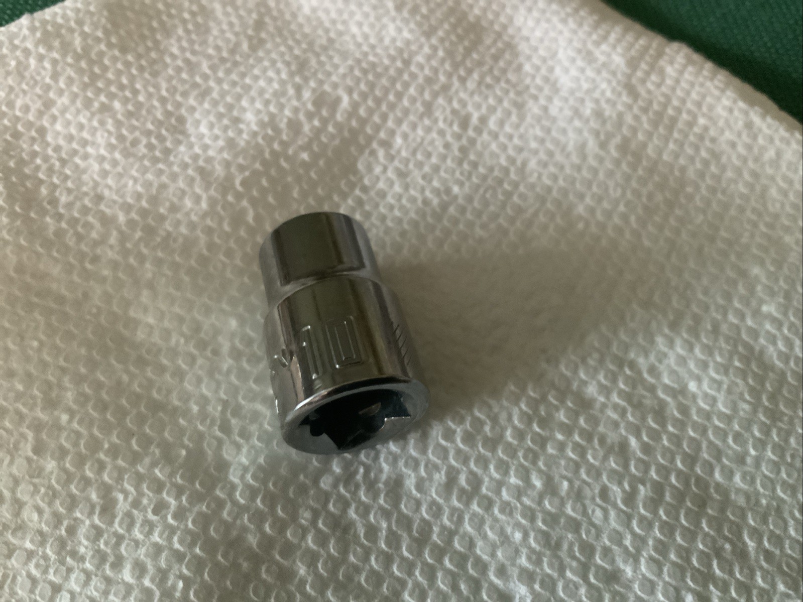Craftsman CMMT43542, 10mm 3/8 Drive 6pt Metric Socket-NWOT- Taiwan/China- Yellow