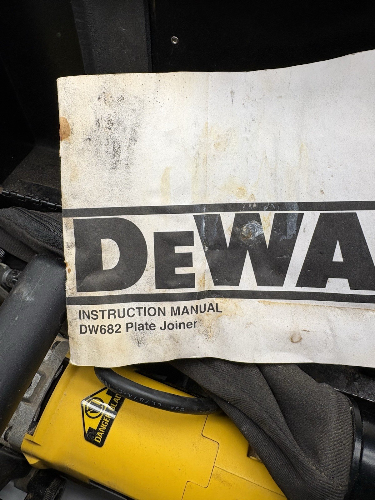 Dewalt DW682 Type 1 Corded Biscuit Plate Joiner 6.5 amp 10,000 RPM w/Case & Bag