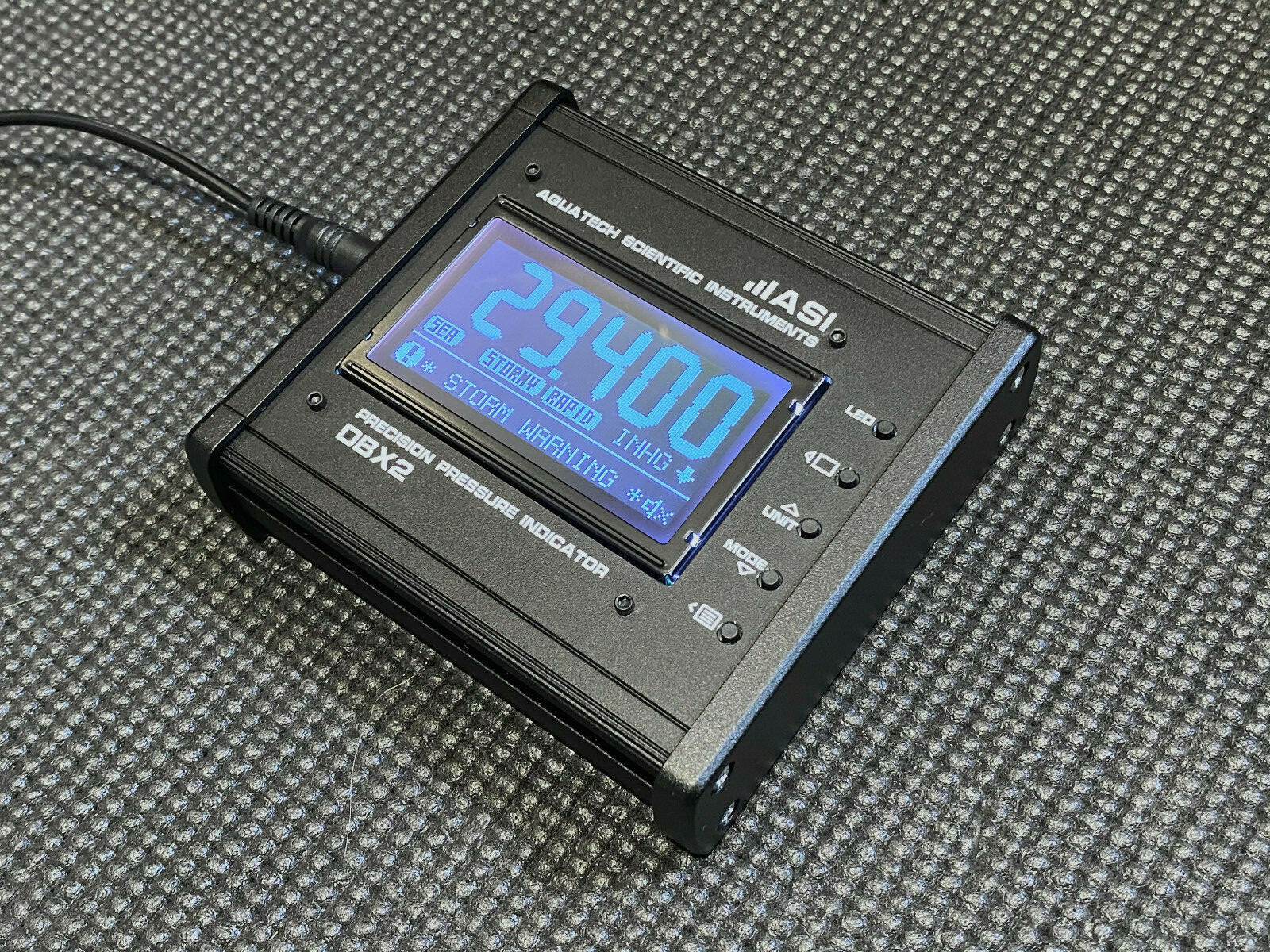 DBX2 DESKTOP PRECISION DIGITAL BAROGRAPH BAROMETER BLACK – STANDARD CALIBRATION