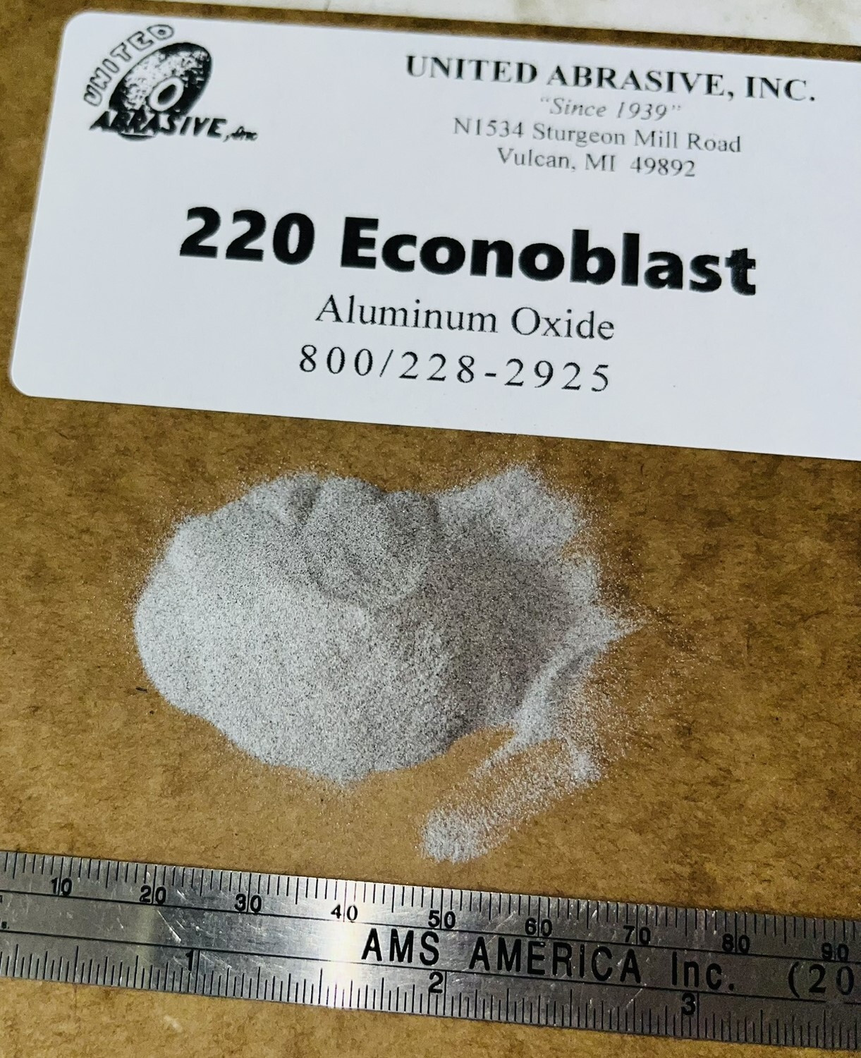 Aluminum Oxide: 25 lbs – 220 Grit (Medium) – Blast Cabinet Abrasive Media Tough