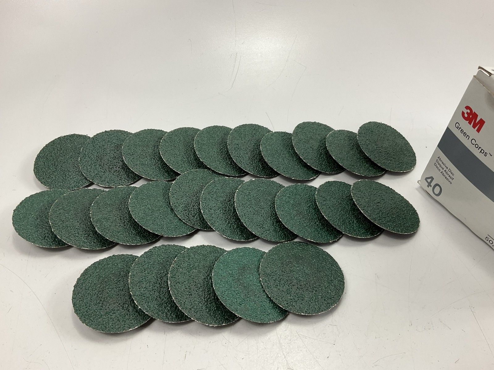 3M 36525 Green Corps Roloc Abrasive Disc, TR, 2″, 40 Grit, Pack Of 25 Discs