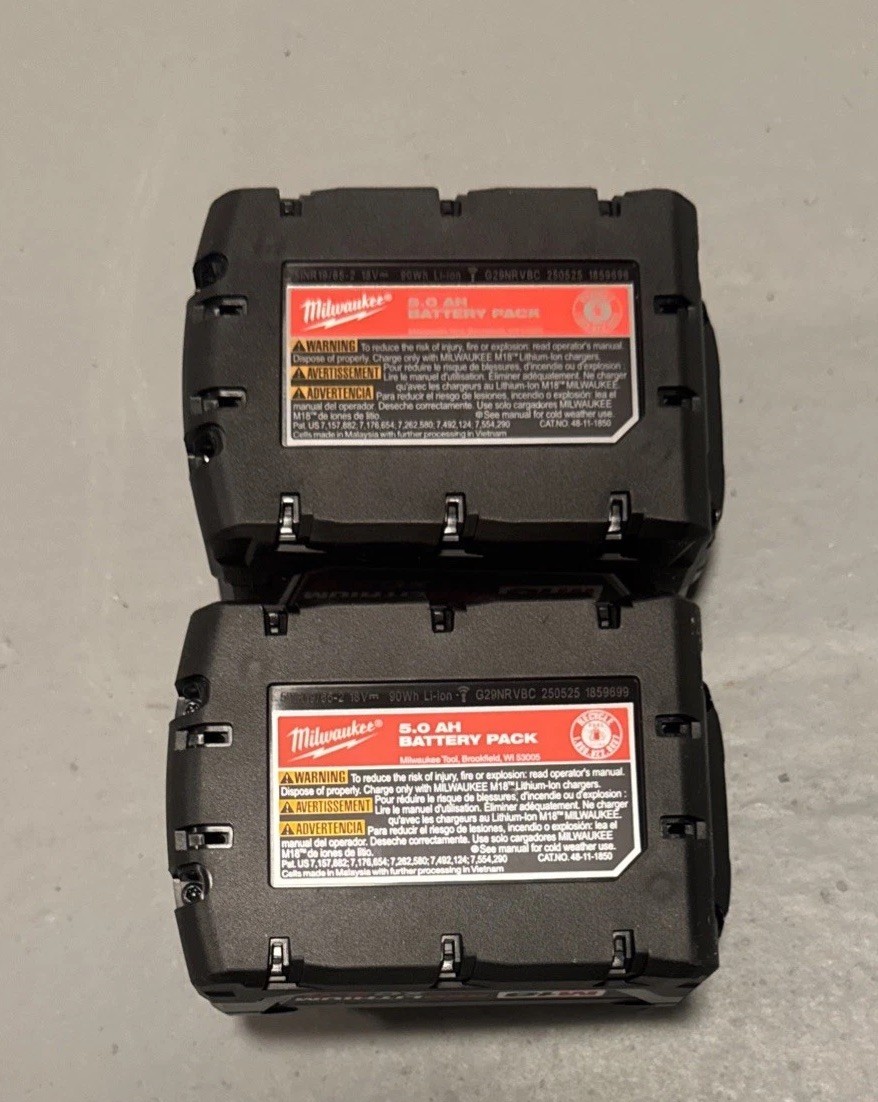 Milwaukee 48-11-1850 M18 XC 5.0 AH 18 Volt Capacity Battery 2 PACK 48-11-1852