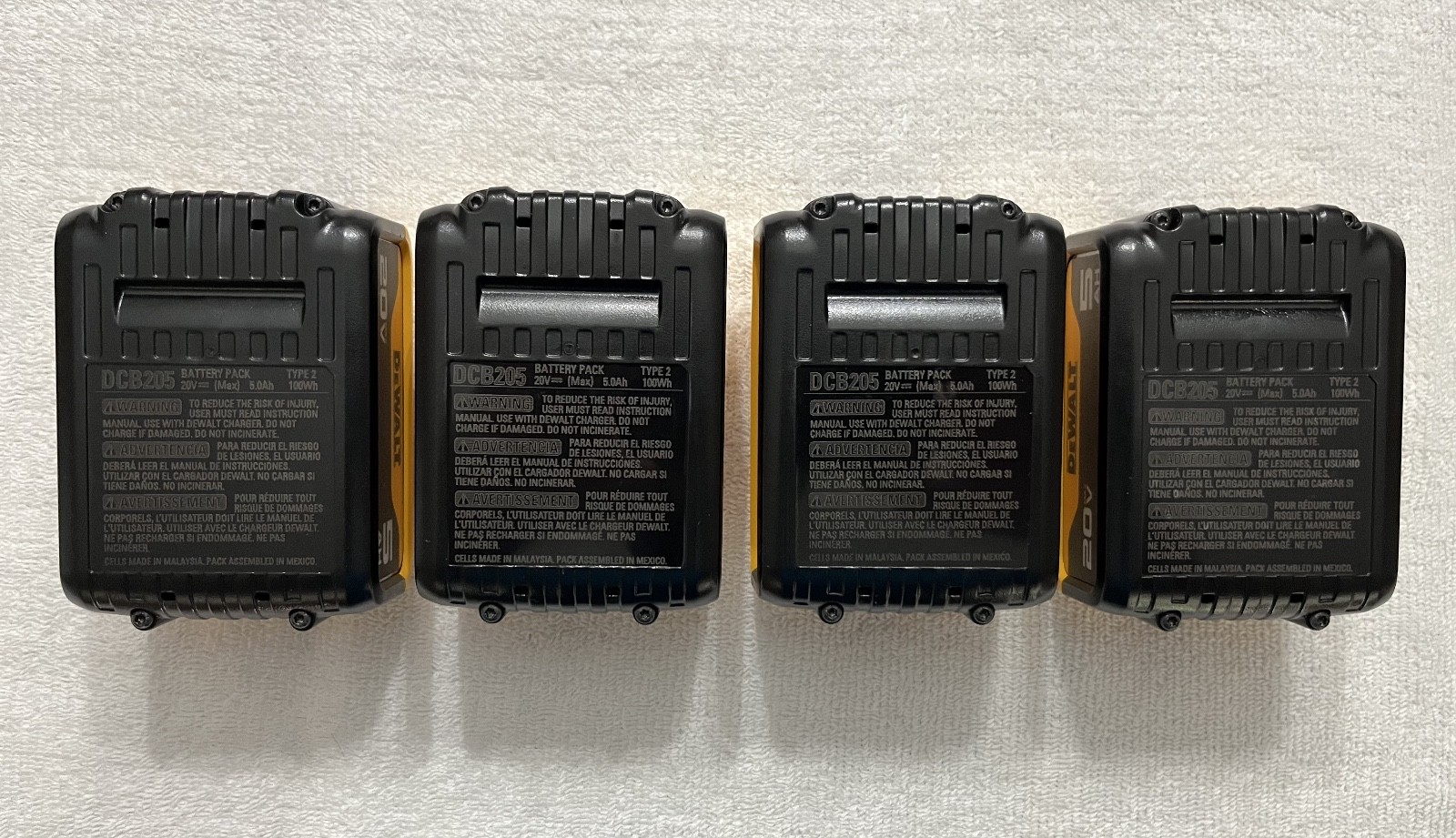 4 New Dewalt 2026 DCB205 20V Max 5.0Ah Lithium Ion Batteries Li-ion DCB205-4